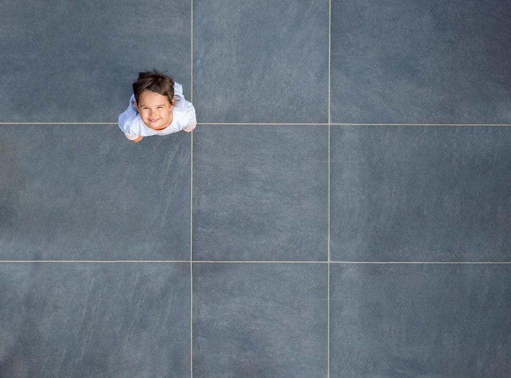 rule of thirds photography kid on pavement