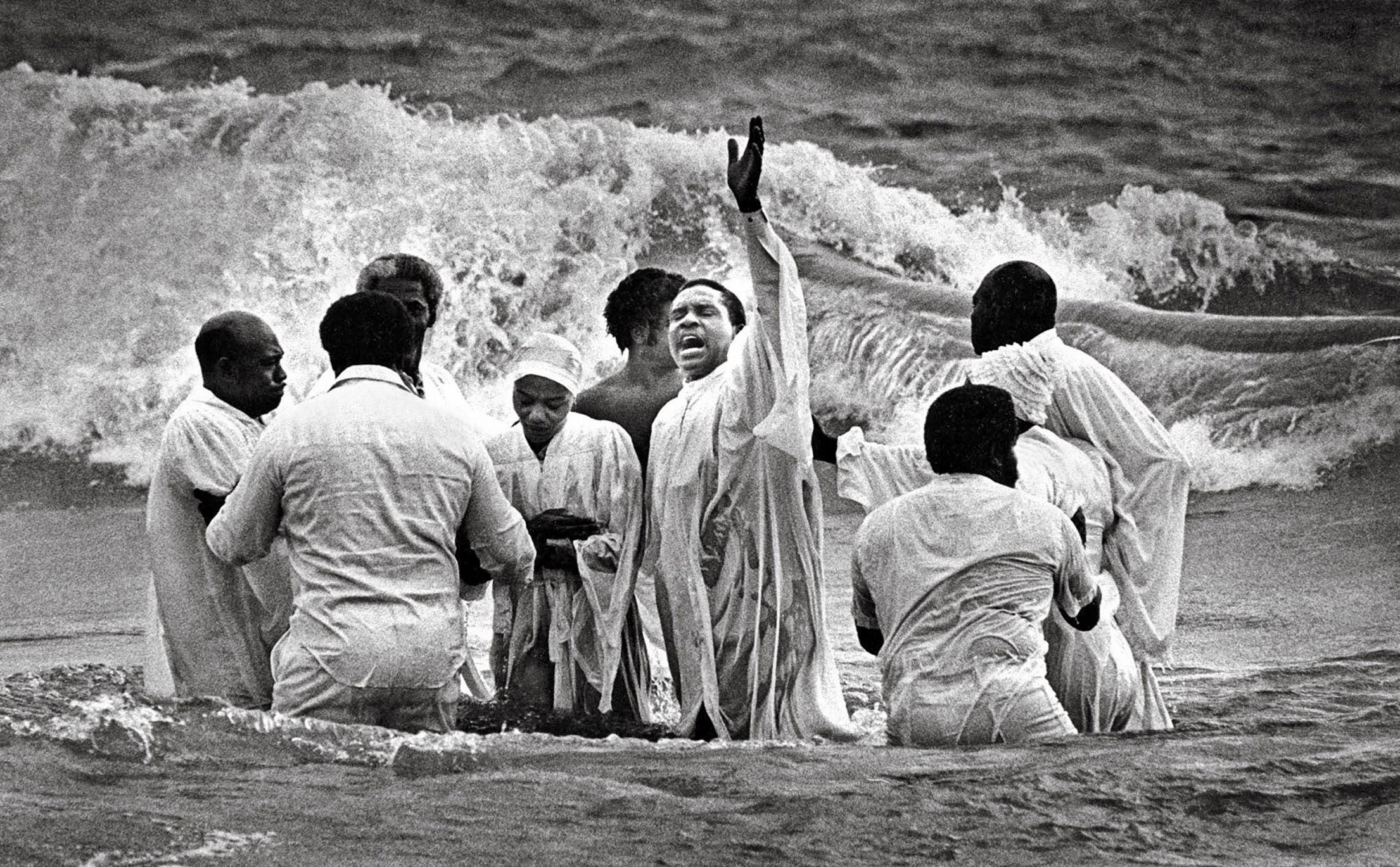 Chicago lakefront Baptism © Photography from personal collection of John H. White, Pulitzer Prize Photographer