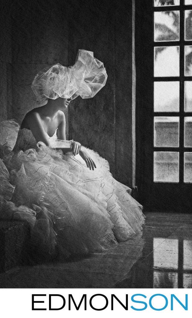 black-white-bridal-portrait-biltmore