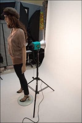 18-Background-Light-Behind