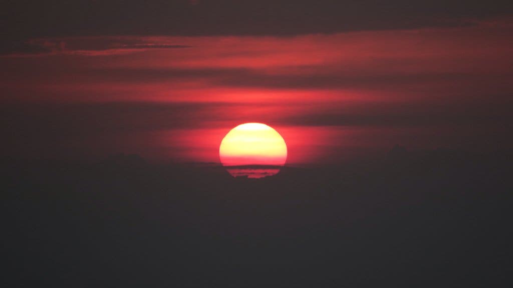Shot by Tom Kaminiski with the Canon Powershot G3-X