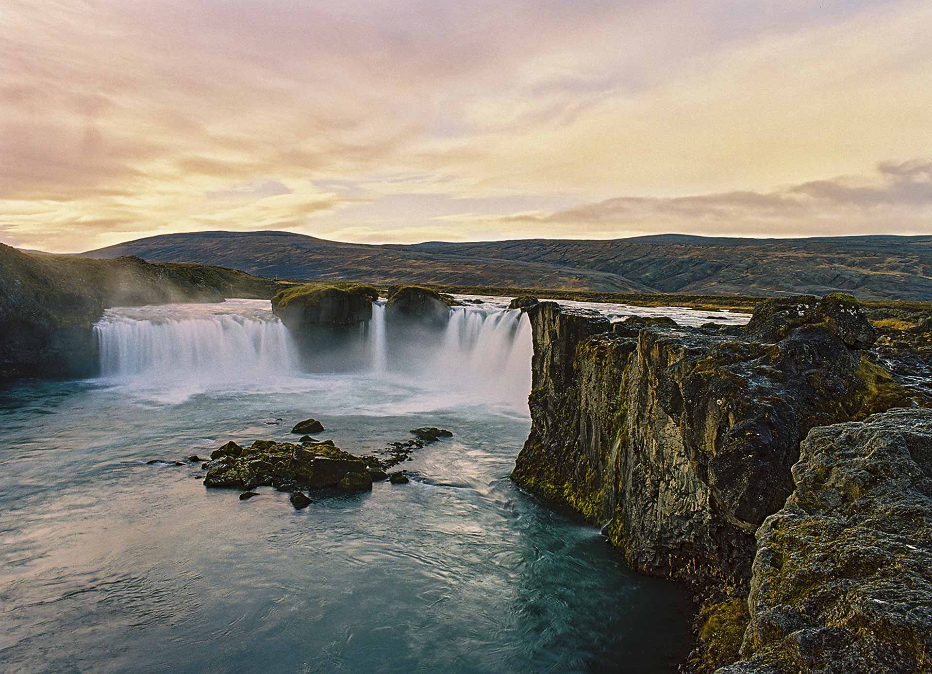 Waterfall, Iceland. Shot on Pentax 645 with Kodak Ektar 100 Film. Photo by Jeff Marsala. @jeffmarsalaphotography