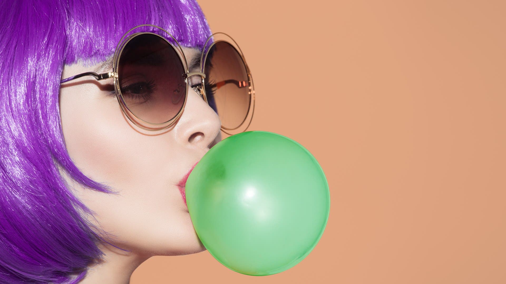 visual trends predictions 2017 - color surge