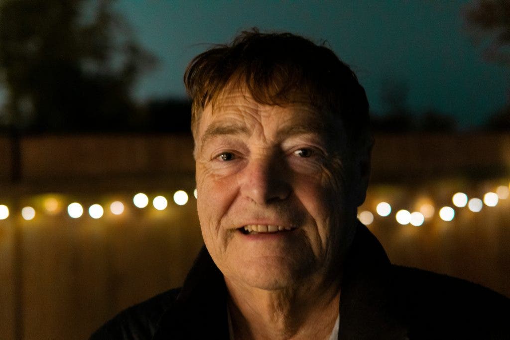 Side lighting example
