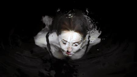 model underwater