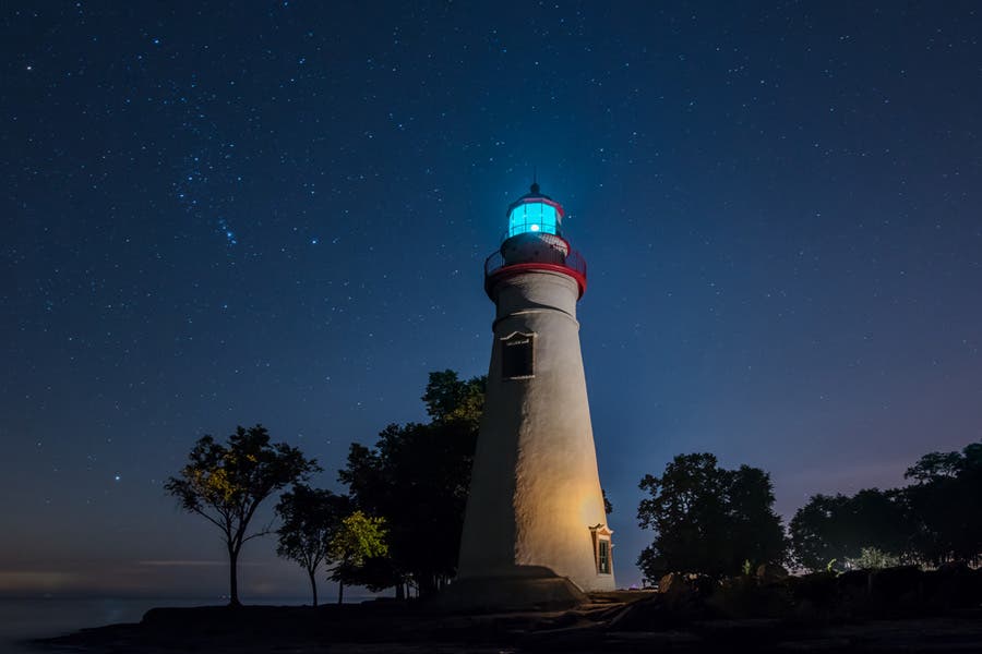 lighthouse photography at night