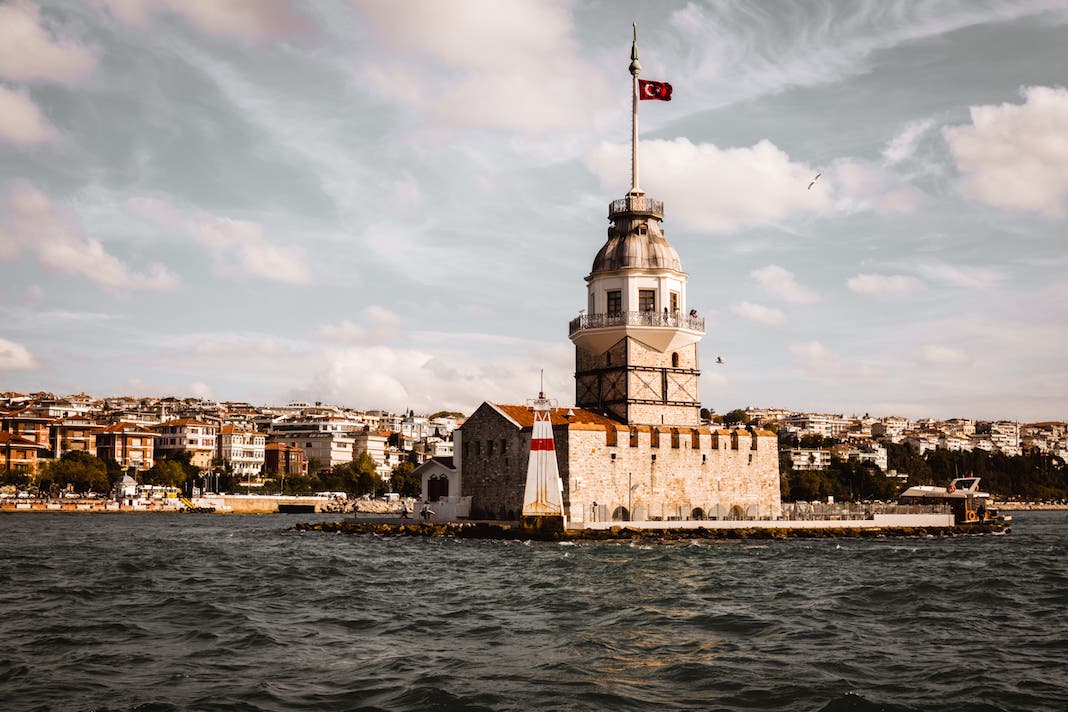 Maiden's Tower istanbul (Photo by Eren Sarigul)