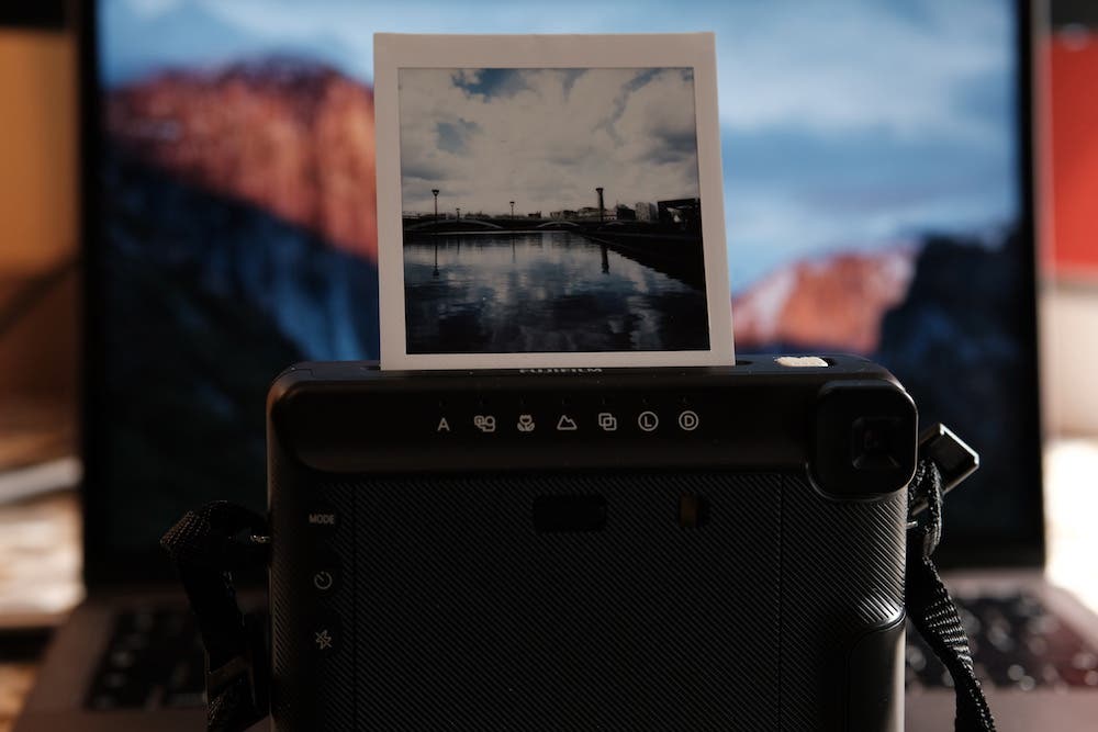 fujifilm instax square sq6 Eren Sarigul