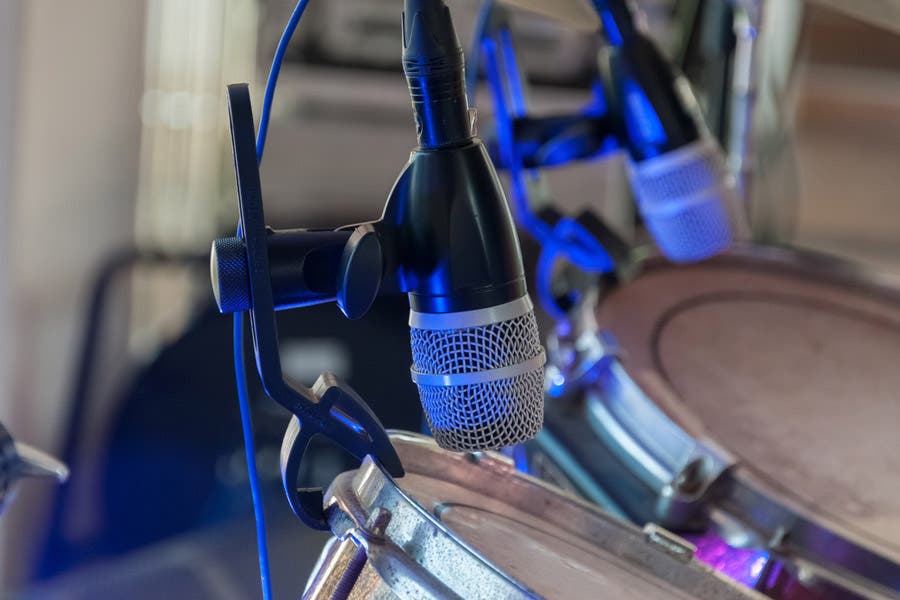 Mounted drum mics