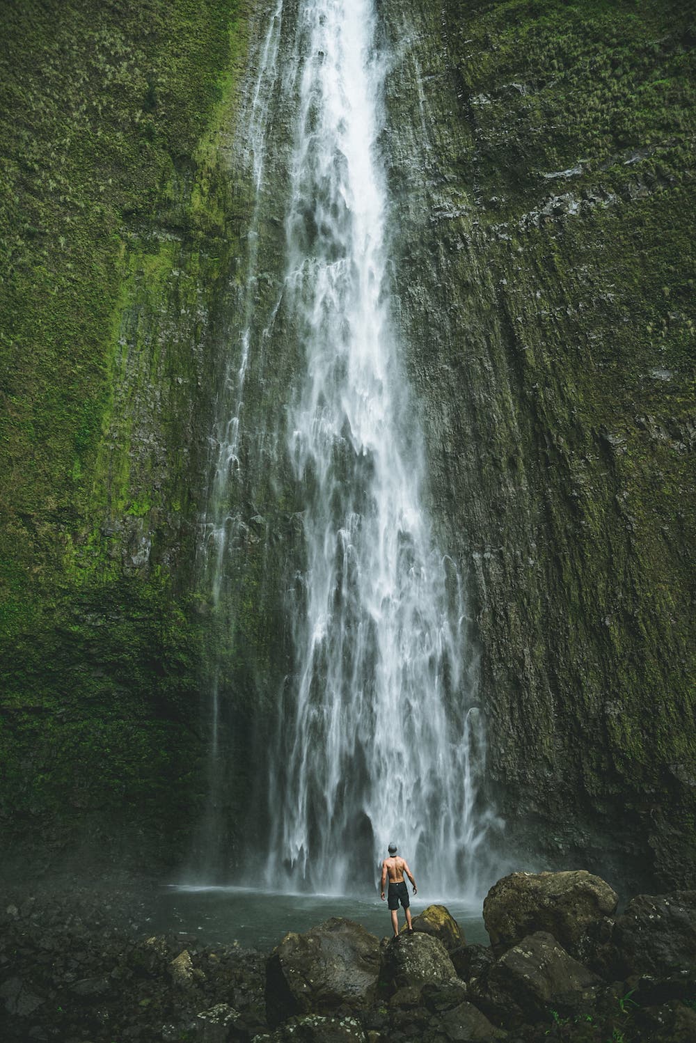 Nathan Lee Allen adventure travel photography hawaii Waipi'o Valley