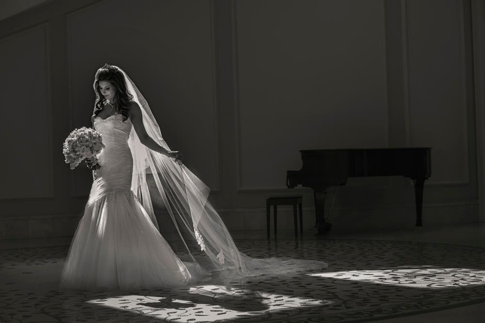 Roberto Valenzuela wedding portrait photography