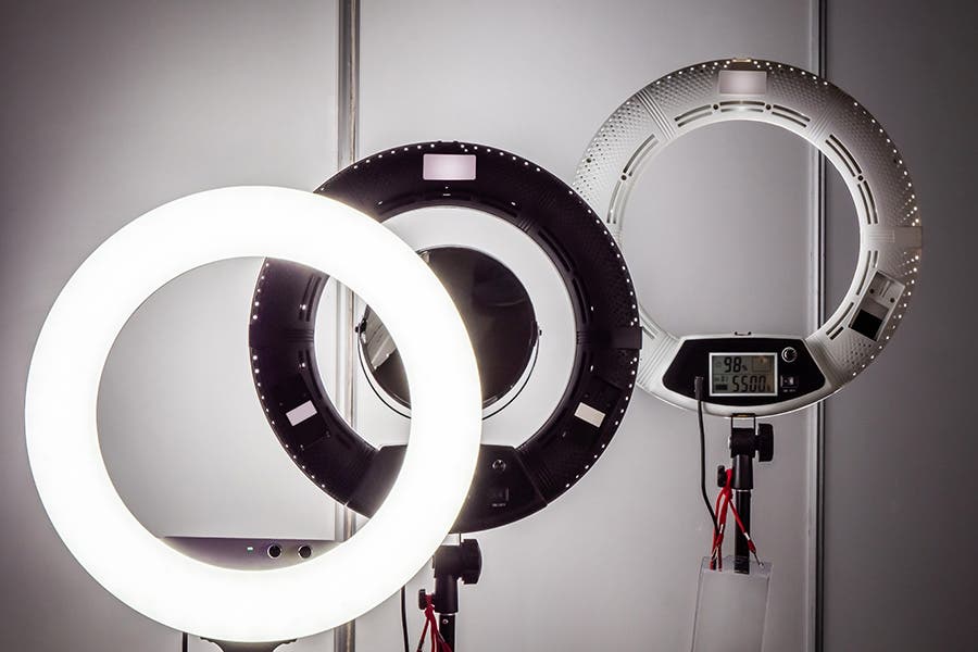 three ring lamps for professional vloggers
