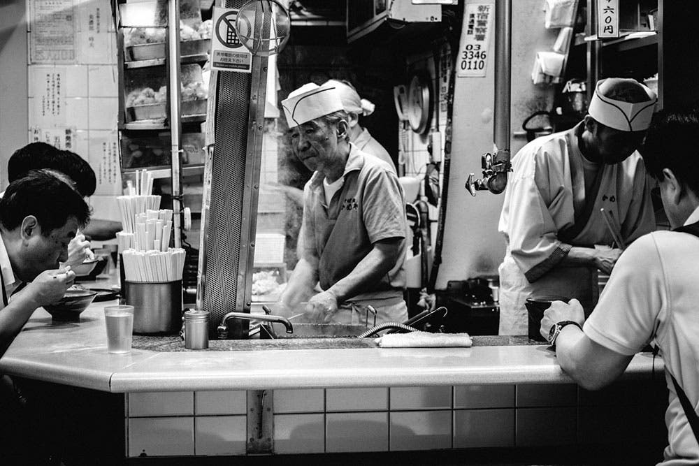 Eren Sarigul tokyo street photography