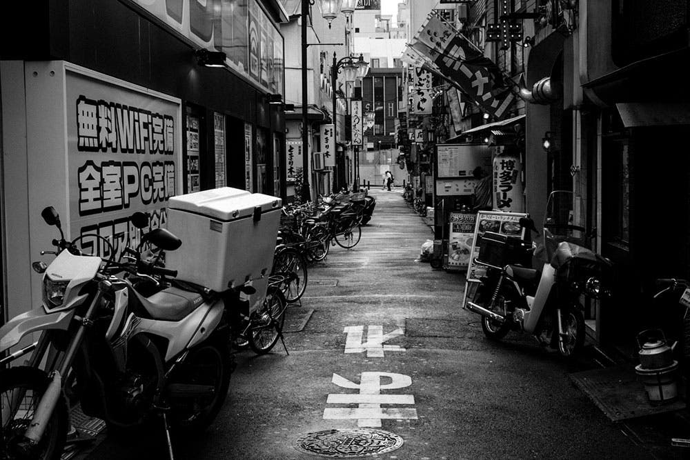 Eren Sarigul tokyo street photography