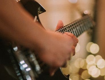 fender electric guitar