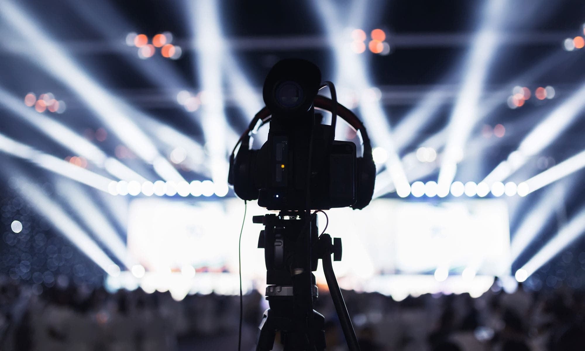 camera streaming live concert