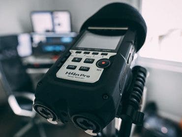 zoom h4n audio recorder