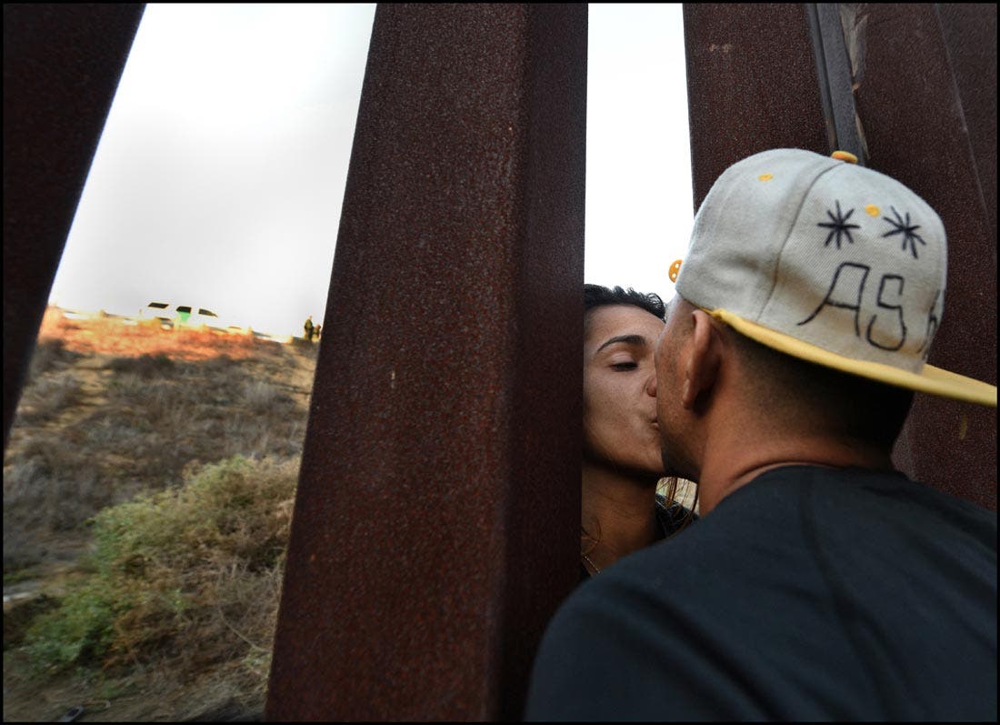 Carol Guzy/Zuma Press