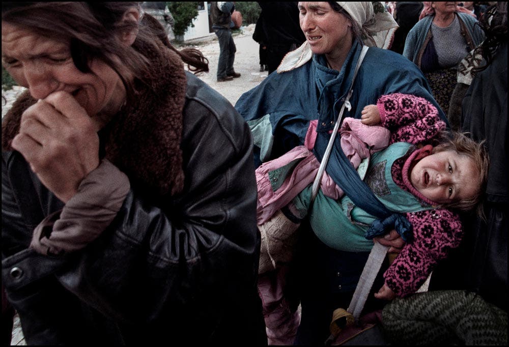 Carol Guzy/Washington Post kosovo