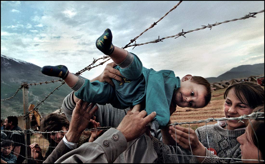 Carol Guzy/Washington Post kosovo