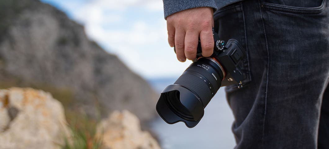 Tamron 17-28mm f/2.8 Di III RXD Lens for Sony E Mount