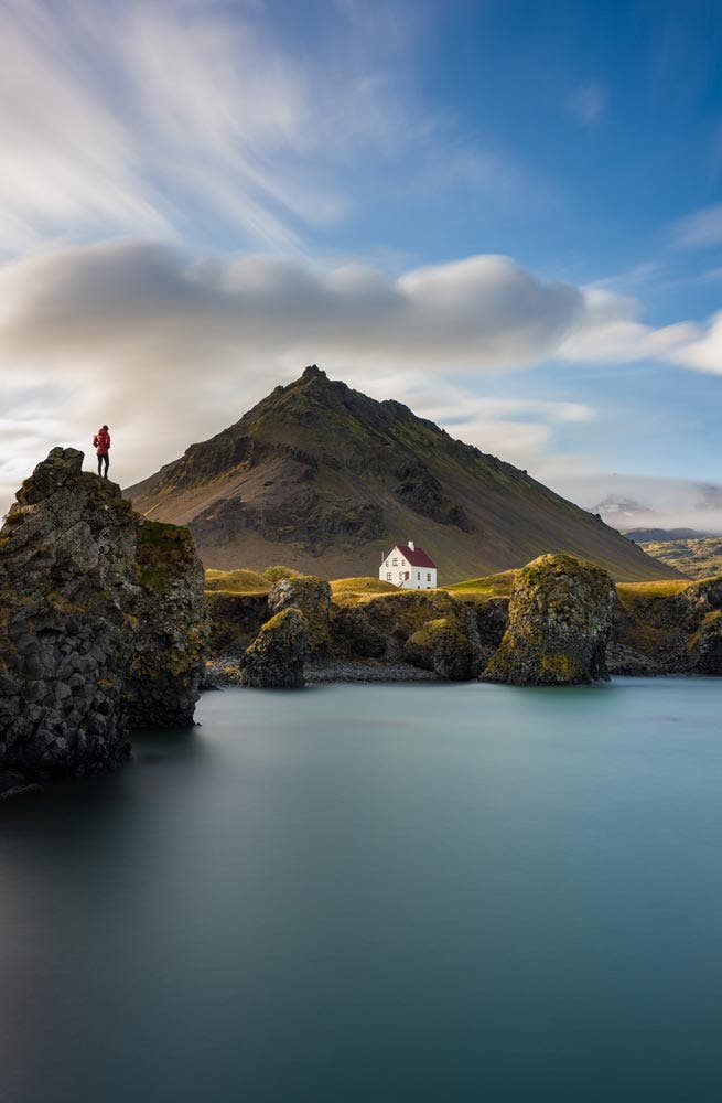 Mahesh Thapa long exposure photography waterfall iceland