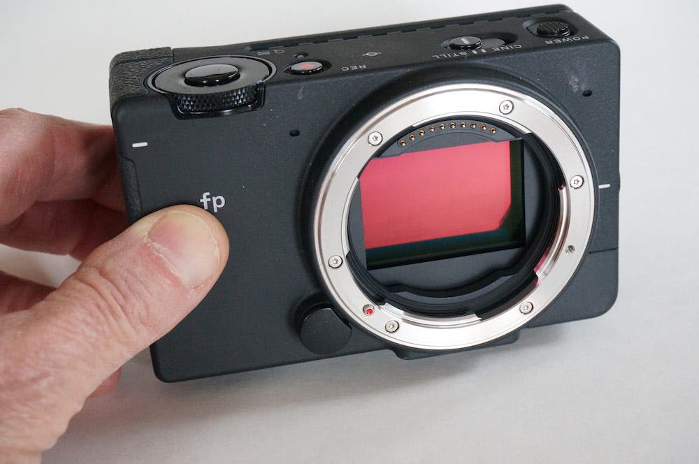 sigma fp mirrorless digital camera