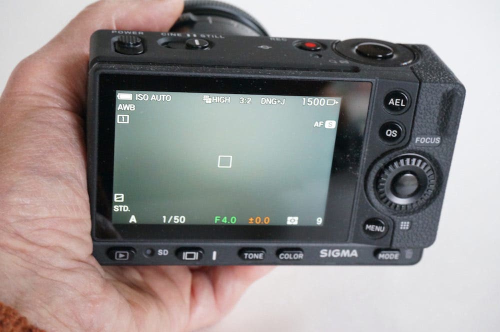 sigma fp mirrorless digital camera
