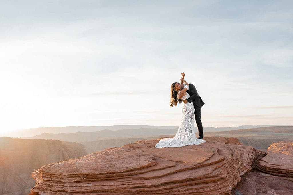 outdoor wedding photography bride groom arizona