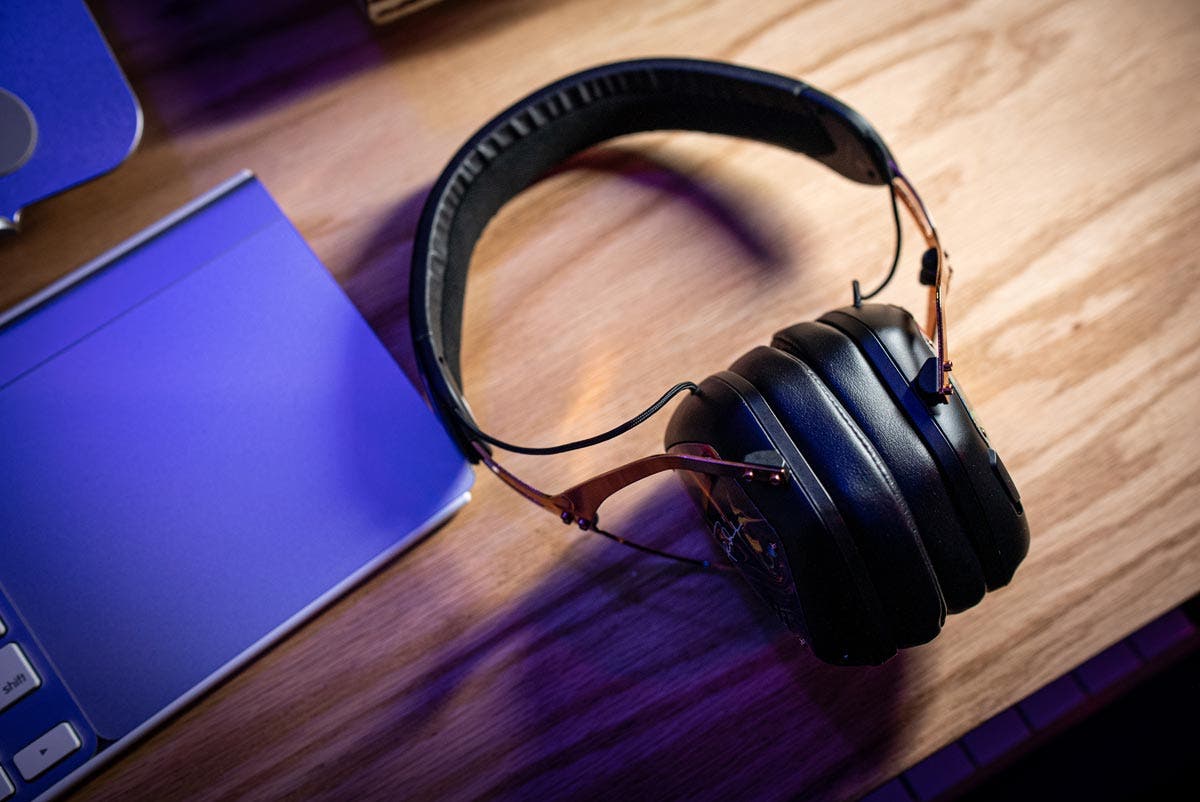 v-moda Jimi Hendrix Crossfade 2 headphones with watson dj review