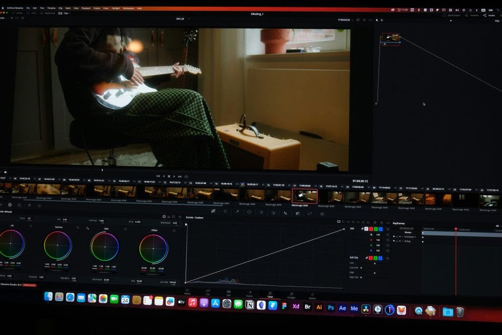 Man showing how to edit videos professionally