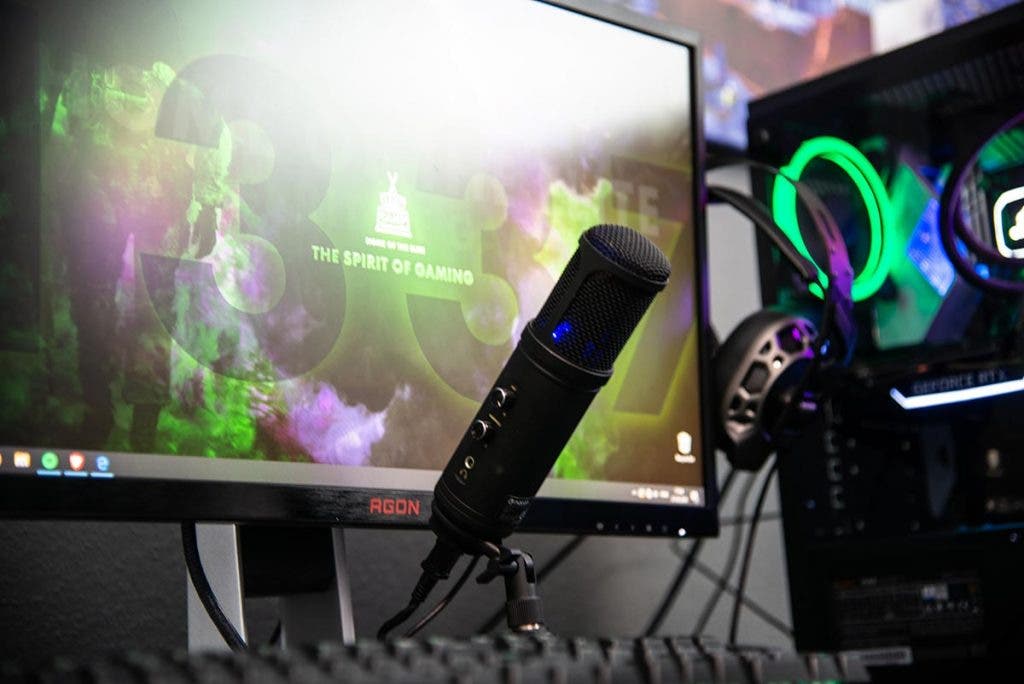 live streaming setup equipment in home office