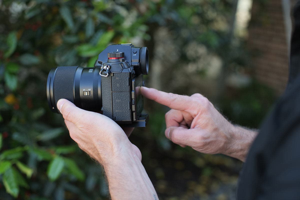 Panasonic LUMIX S 50mm F1.8 L-Mount Lens review by rob adams