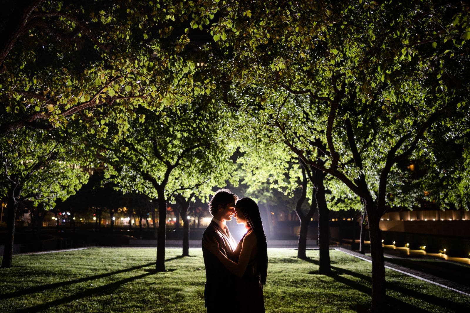 engagement photography tips and ideas for off-camera flash