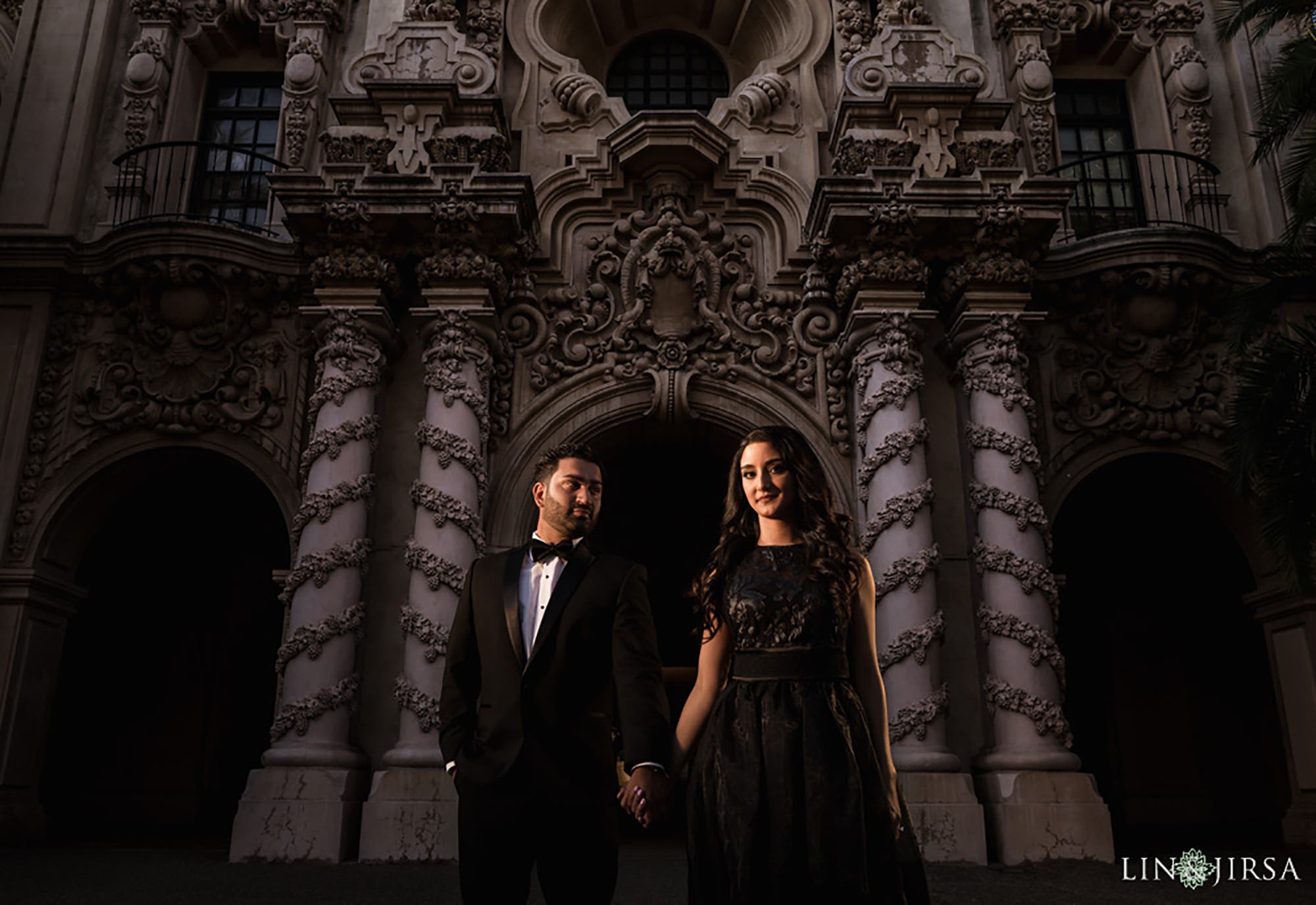 engagement photography tips and ideas open pose