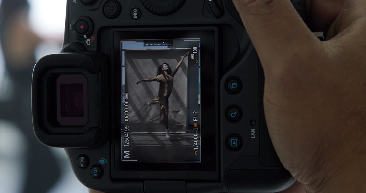 canon r3 mirrorless camera with ab sesay review