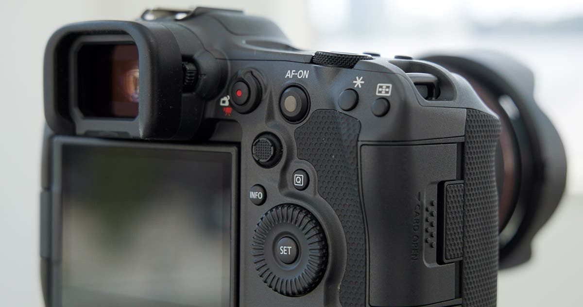 canon r3 mirrorless camera with ab sesay review