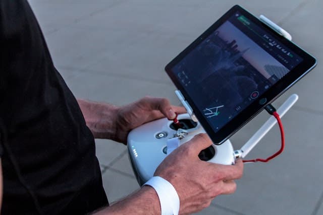 FPV mode vs headless mode