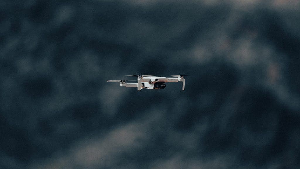 dji mini 2 drone flying