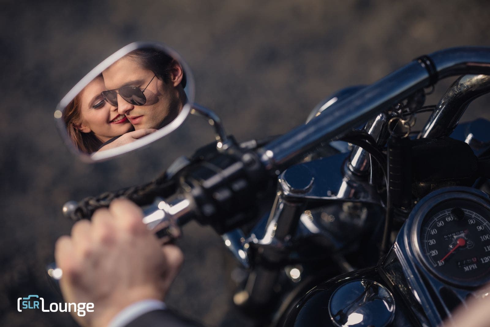 mirror photography for travel portraits