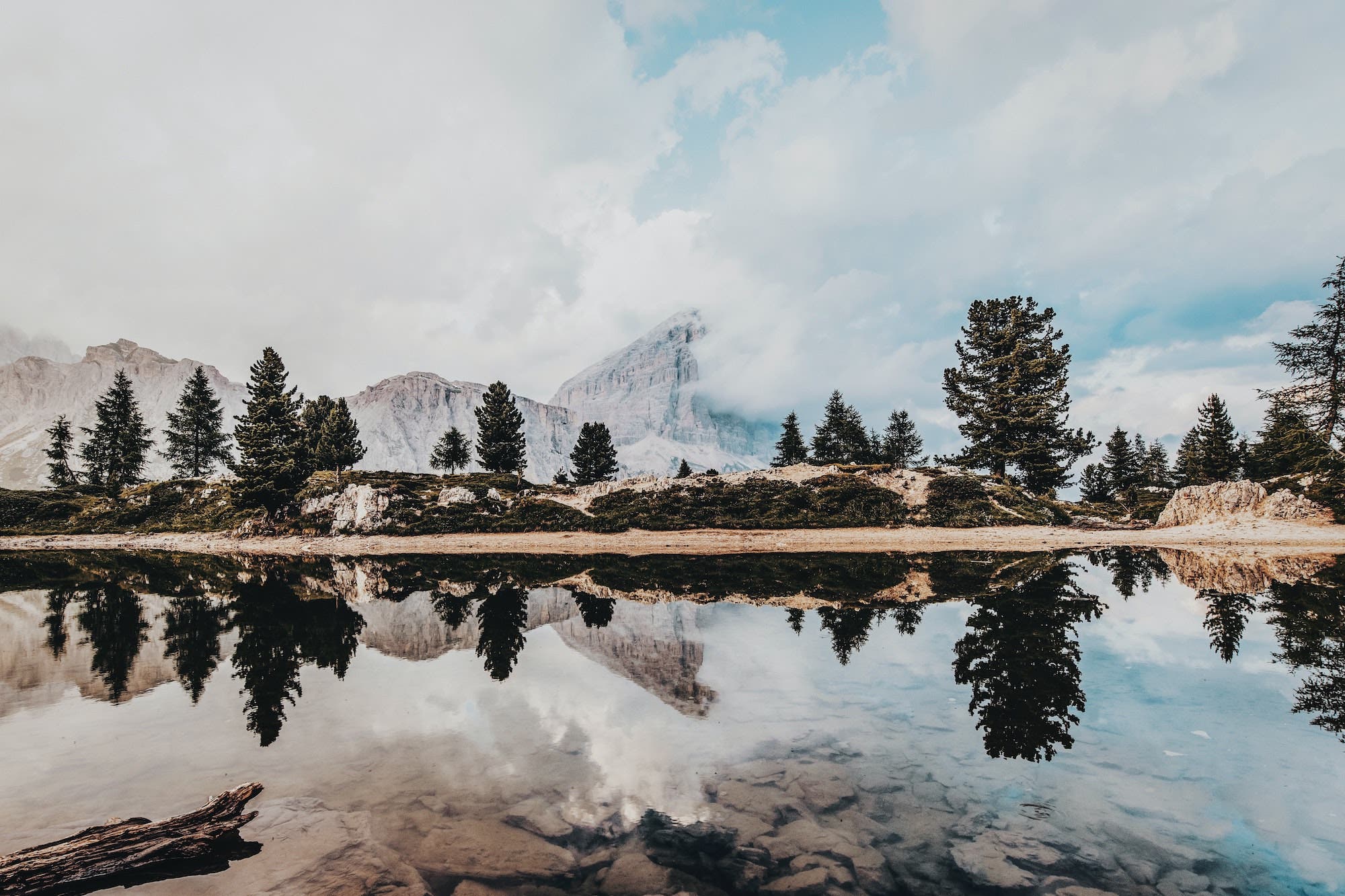 Mirror photography in the landscape