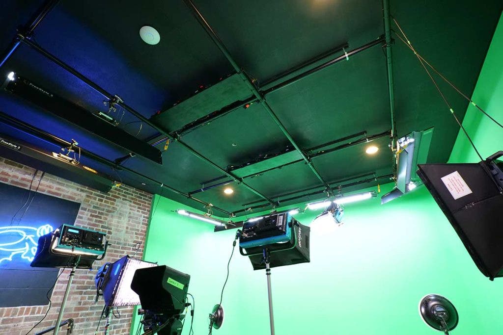 iFrog Marketing Solutions live production studio lighting