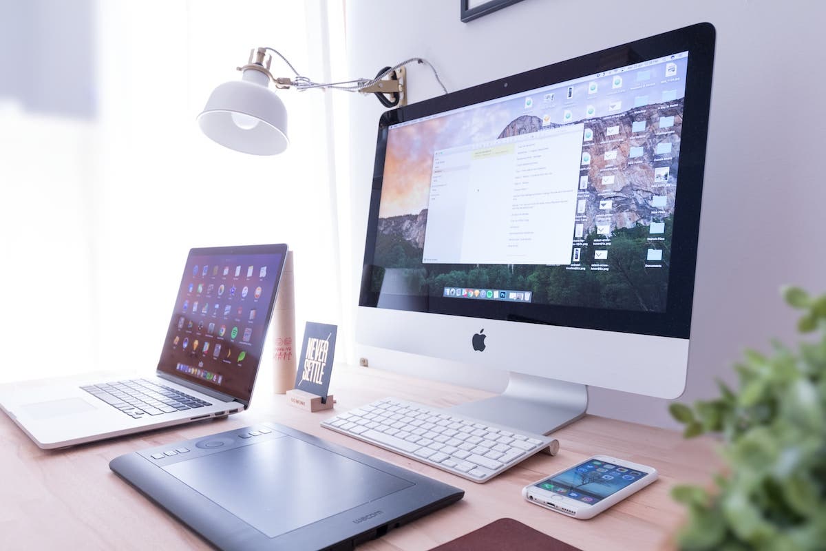 laptop vs desktop