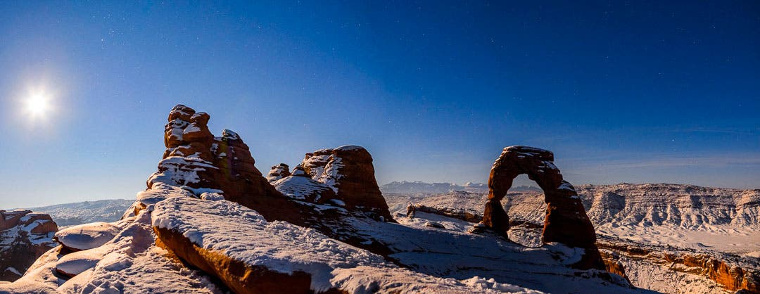 Arches in hard light vs soft light