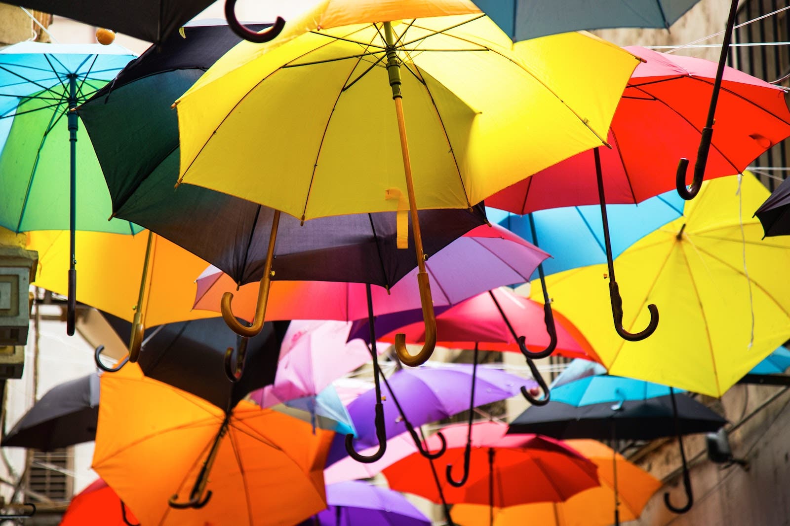 Umbrellas as an example for color pattern photography
