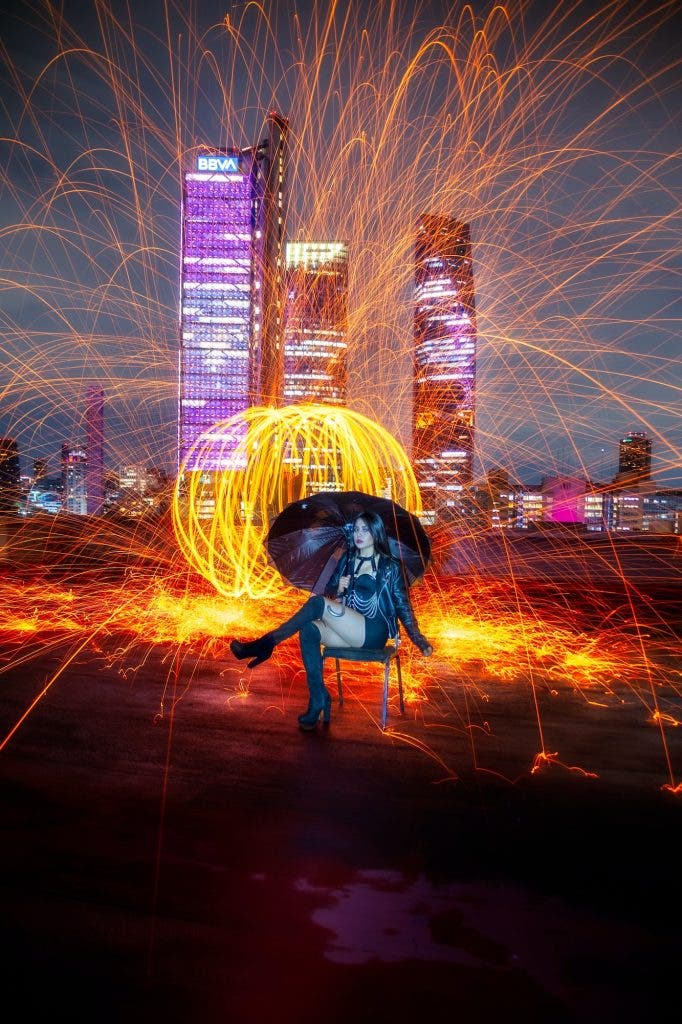 steel wool photography with flash for portrait