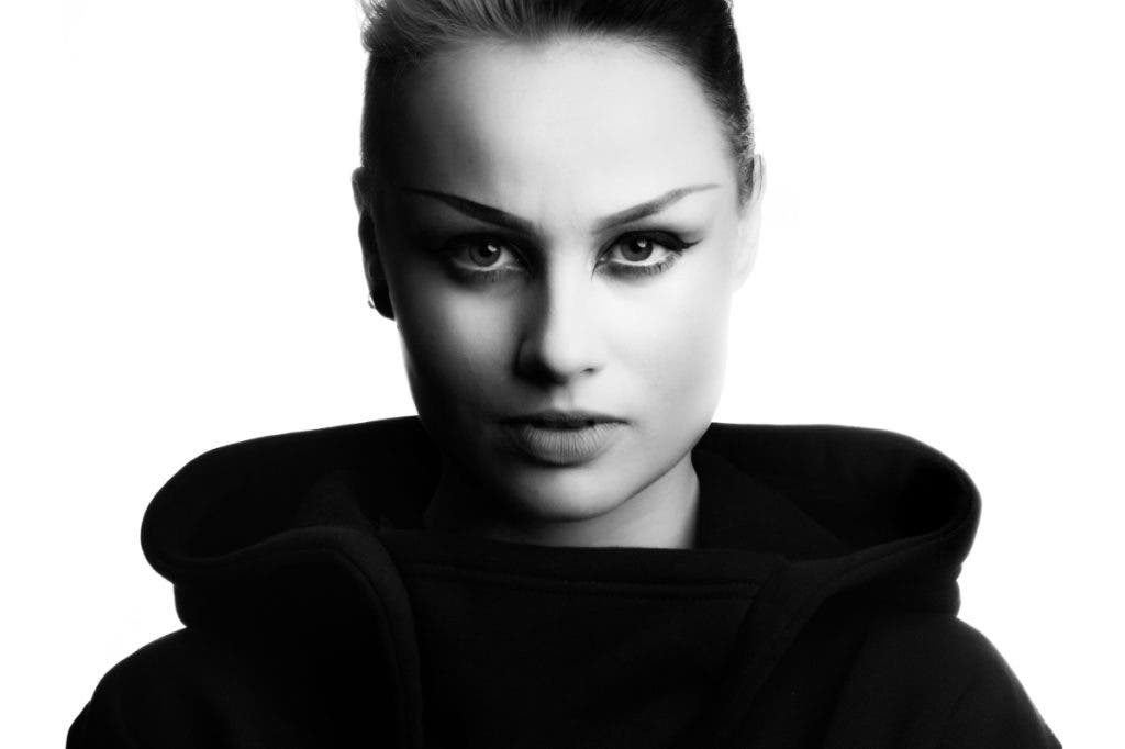 Gavin felt the best portrait lens for this black and white studio shot was 80mm