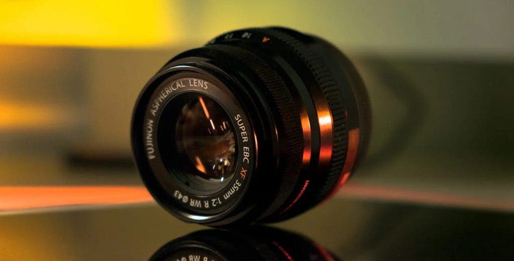 image of an aspherical lens by pexels