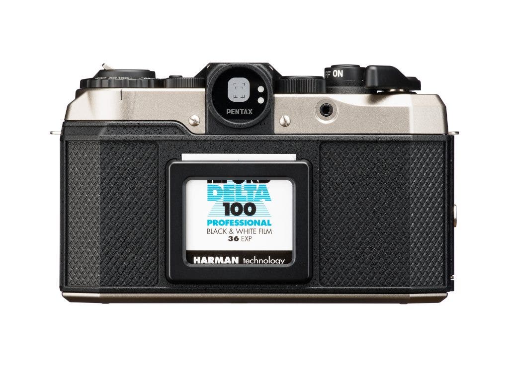 PENTAX 17 Back side