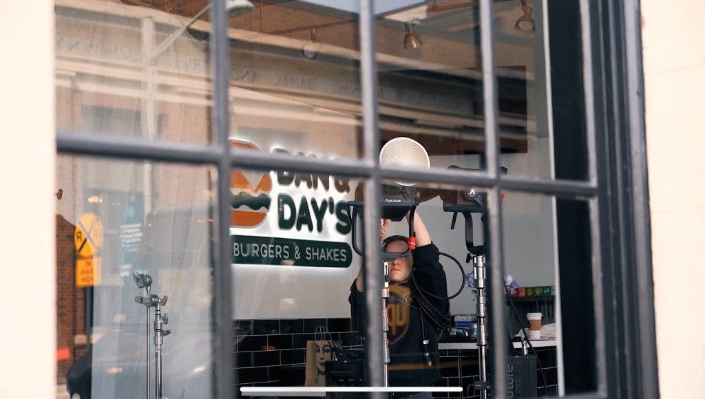 Dan & Day's restaurant logo